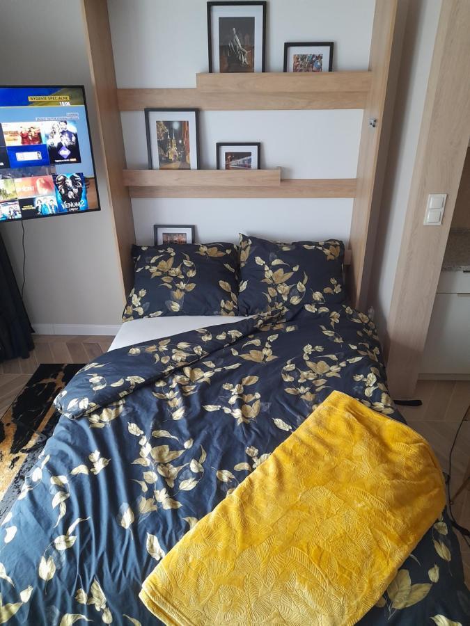 Golden Mood Apartment