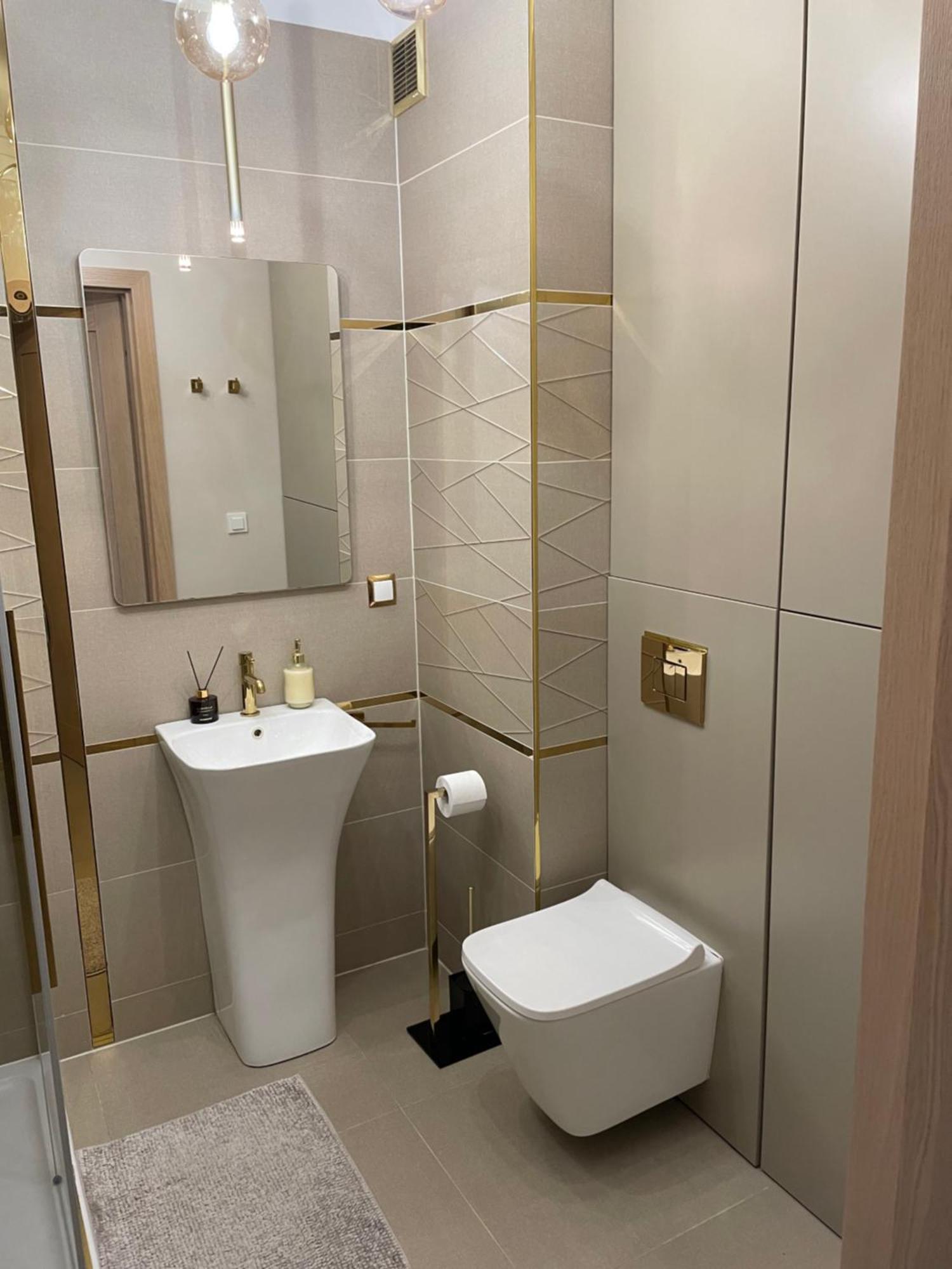 Apartment Golden Mood